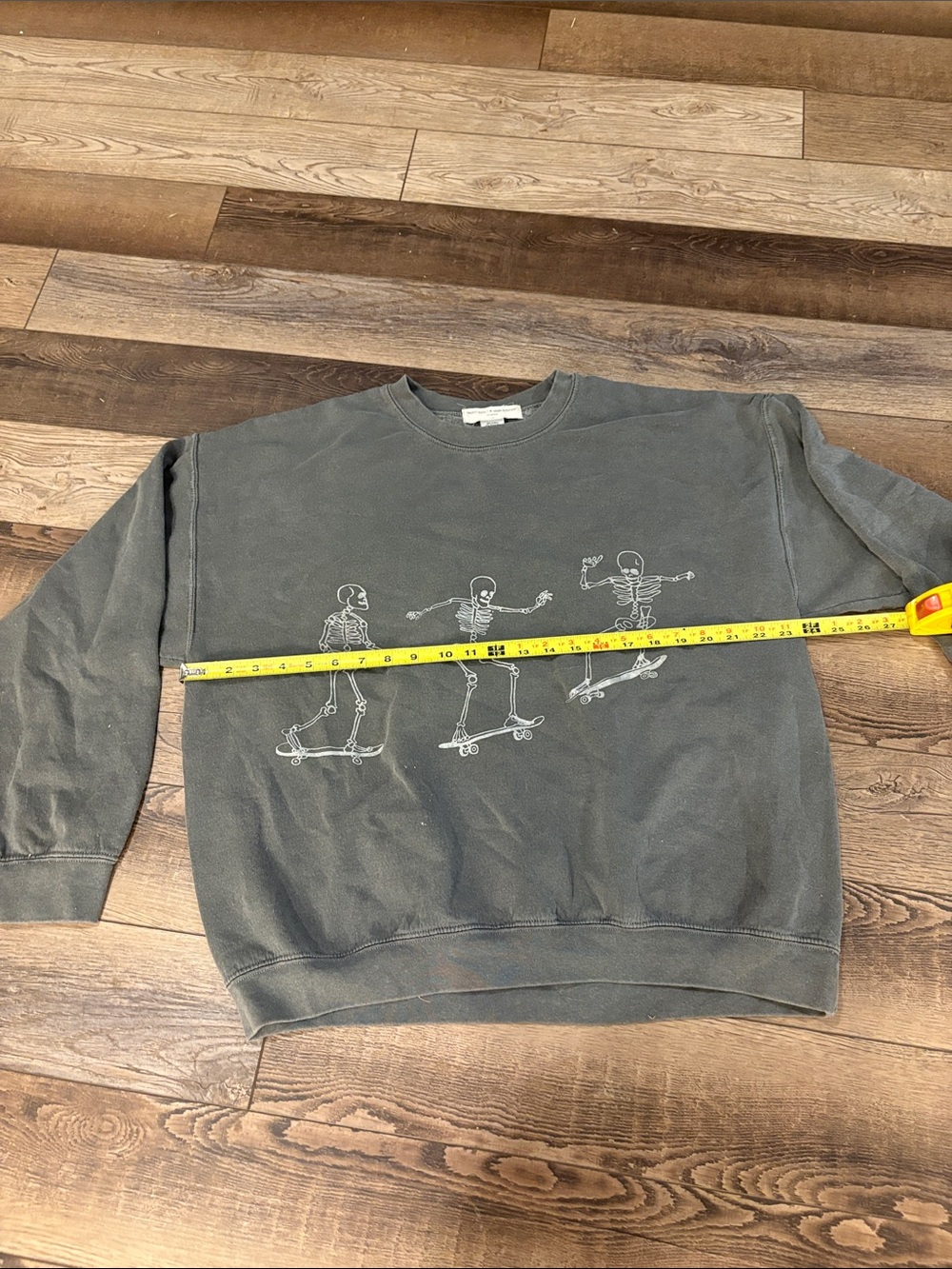 PROJECT SOCIAL T/URBAN OUTFITTERS Grey Skater Skeletons Sweatshirt Sz L/ XL - Picture 4 of 5